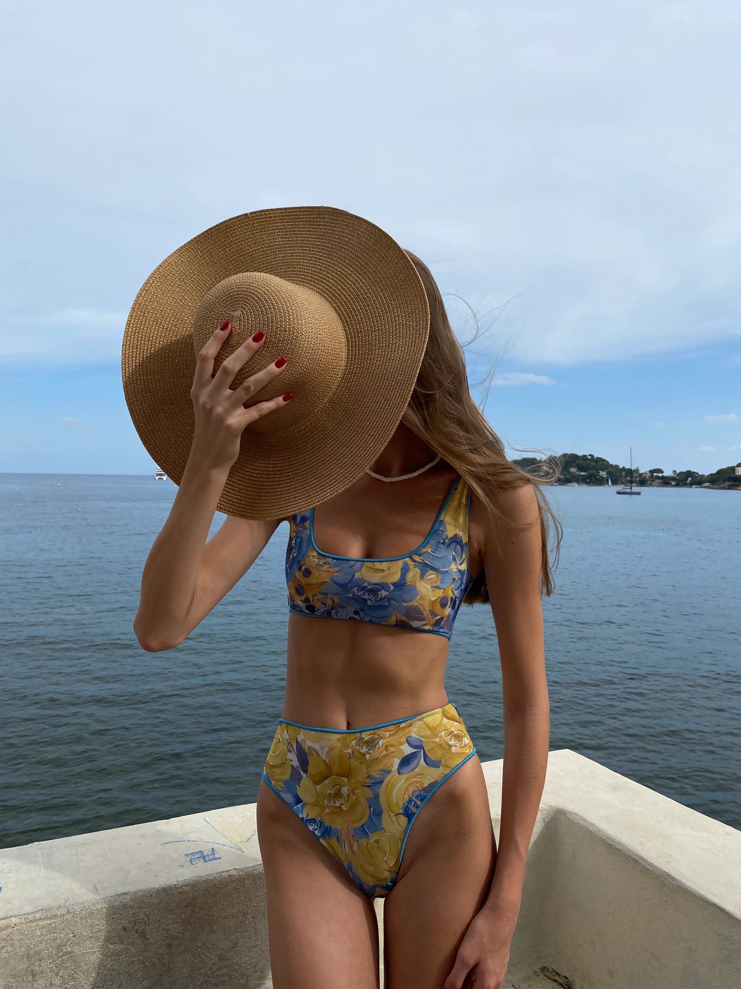 Goa - Bikini Bottom - Ukraine